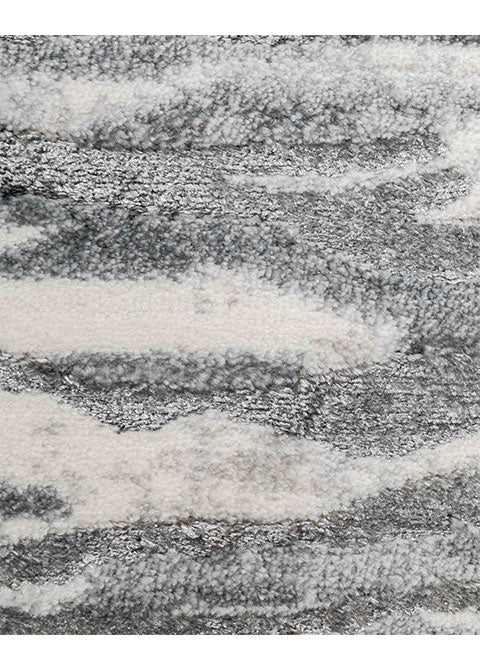 U5002